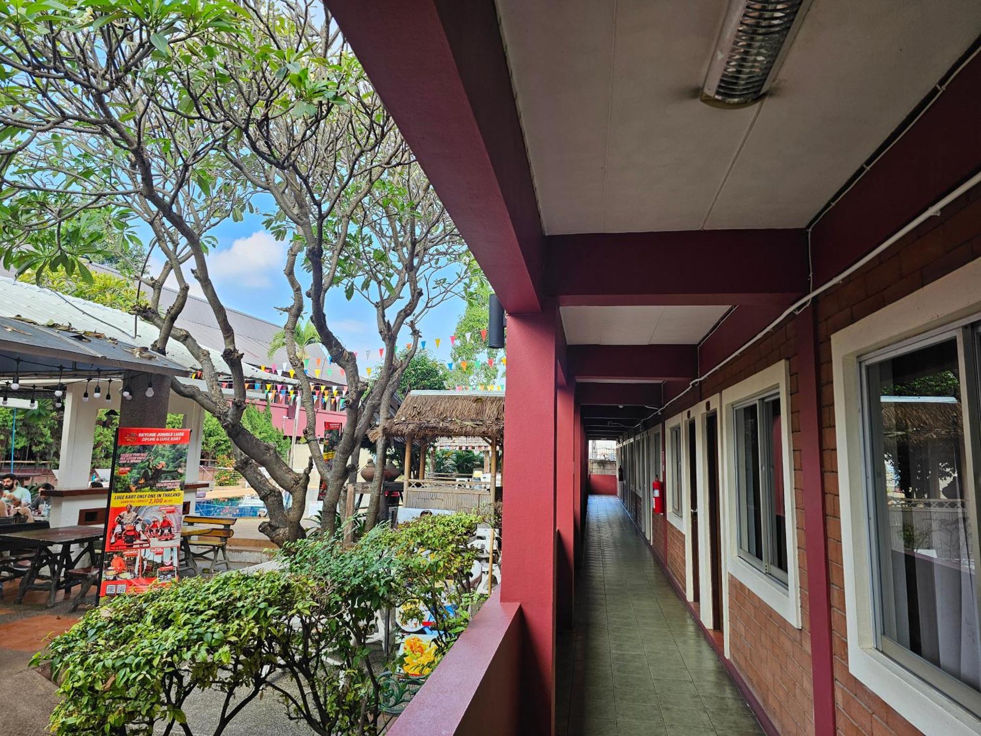 Albergue Red Brick Chiang Mai Exterior foto